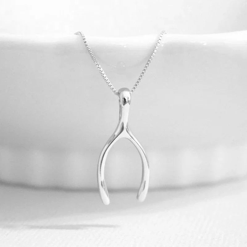Stunning Necklace for Daily Wear
