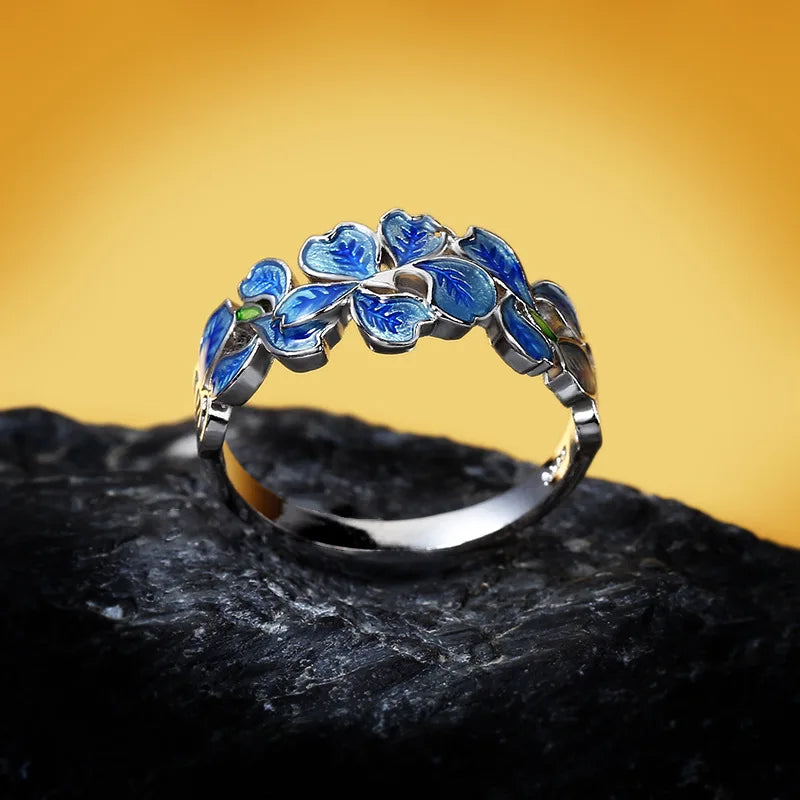Stunning Silver Ring for Daily Wear