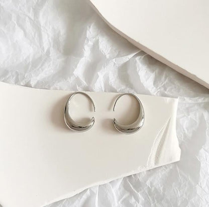 Stunning Gold Earring for Daily Wear