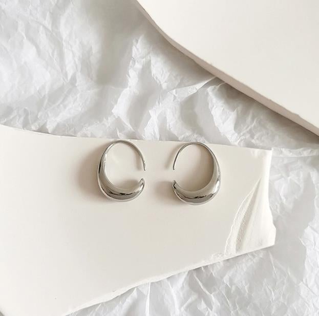 Stunning Gold Earring for Daily Wear