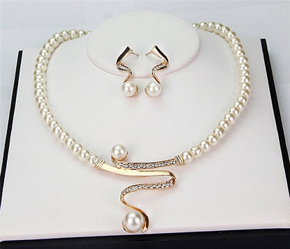 Vintage Handmade Pearl Set