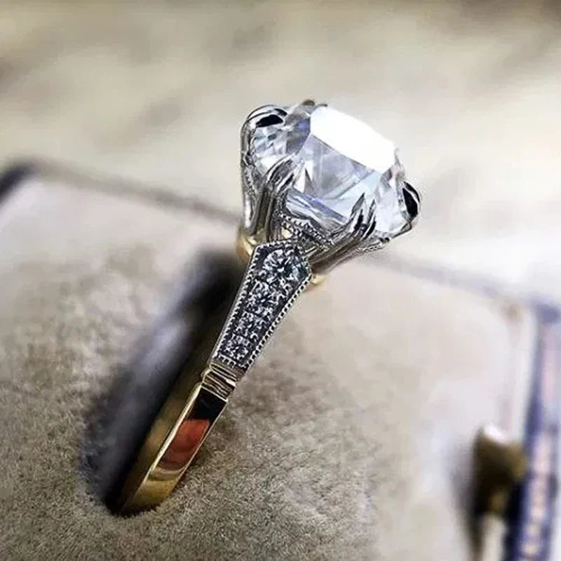 Beautiful Ring with Unique Style