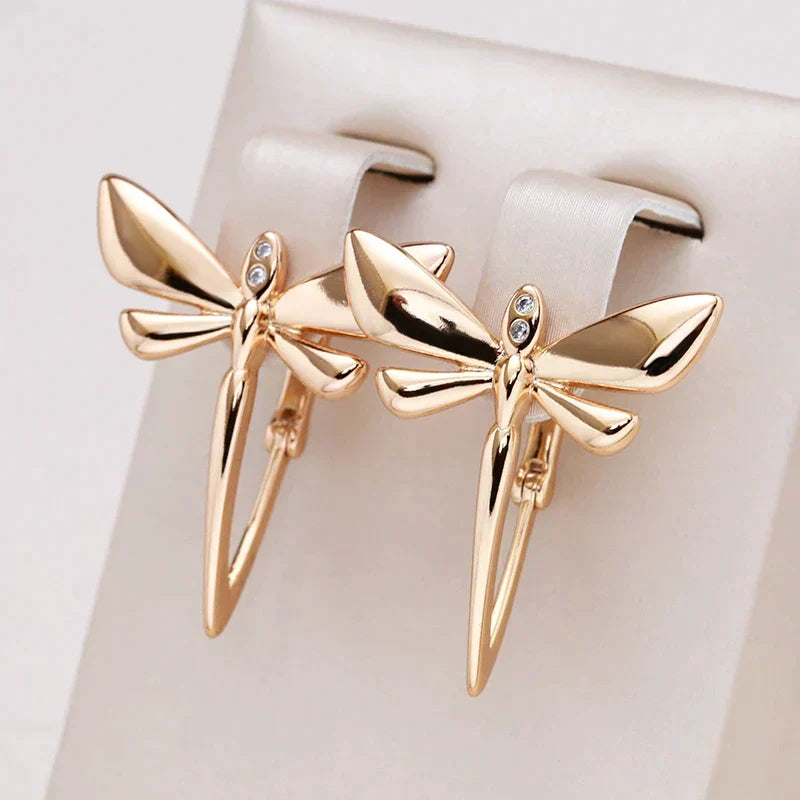 Beautiful Gold Earring with Unique Style
