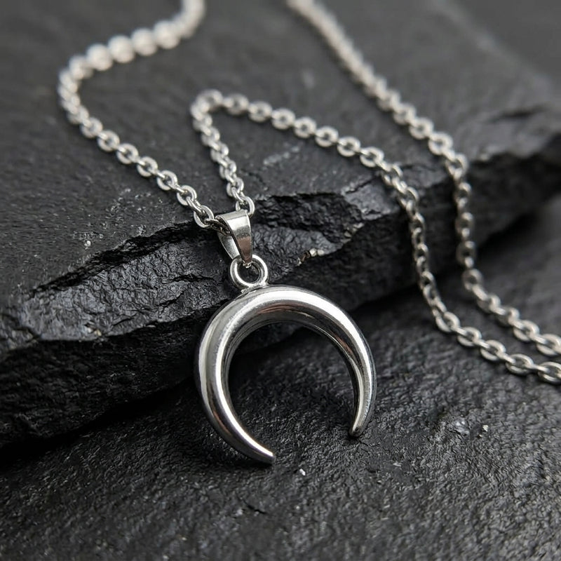 Lunaris Crescent Horn Necklace