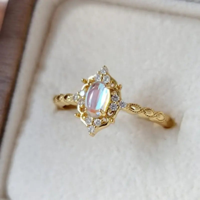 Beautiful Gold Ring with Unique Style