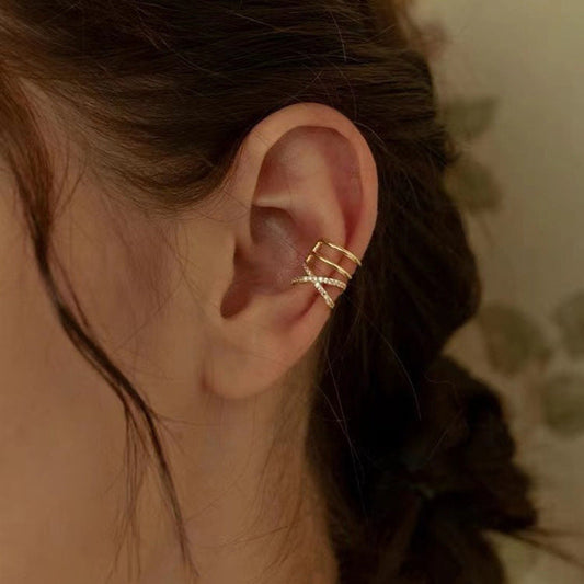 Classic Gold Earring with Timeless Appeal