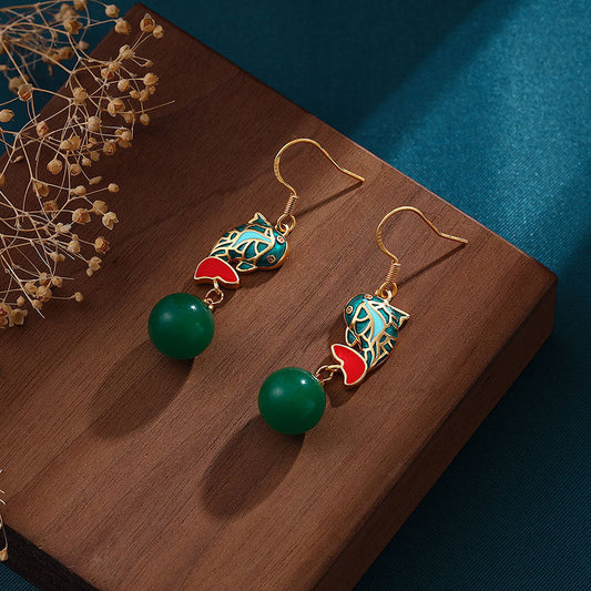 Classic Gold Earring with Timeless Appeal