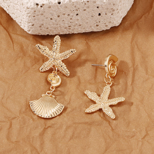 Charming Gold Earring for Any Occasion