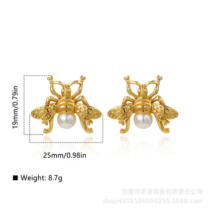 Classic Pearl Earring with Timeless Appeal
