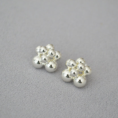 Beautiful Gold Earring with Unique Style