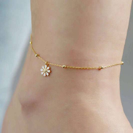 Classic Gold Anklet with Timeless Appeal