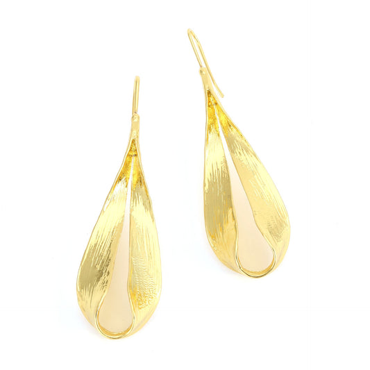 Vintage Handmade Gold Earring