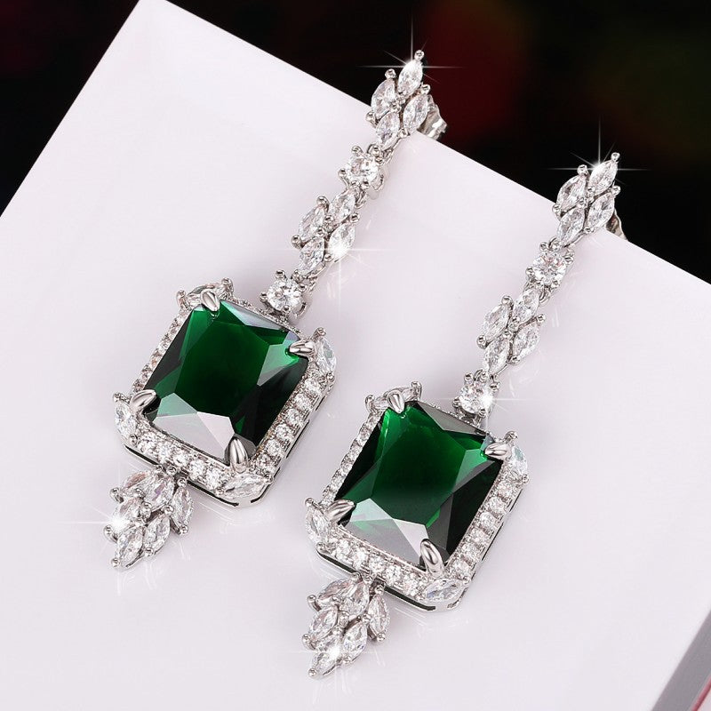 Elegant Earring for Every Occasion