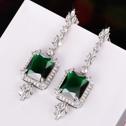 Elegant Earring for Every Occasion