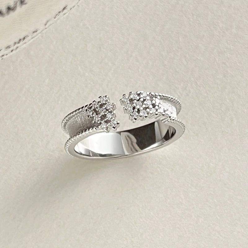 Classic Ring with Timeless Appeal