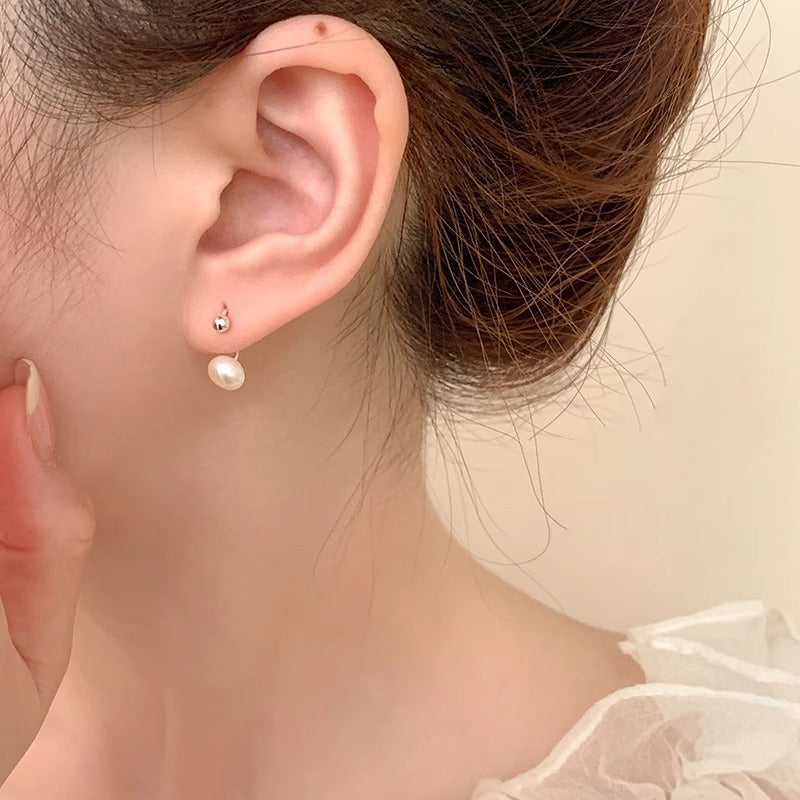 Classic Pearl Earring with Timeless Appeal