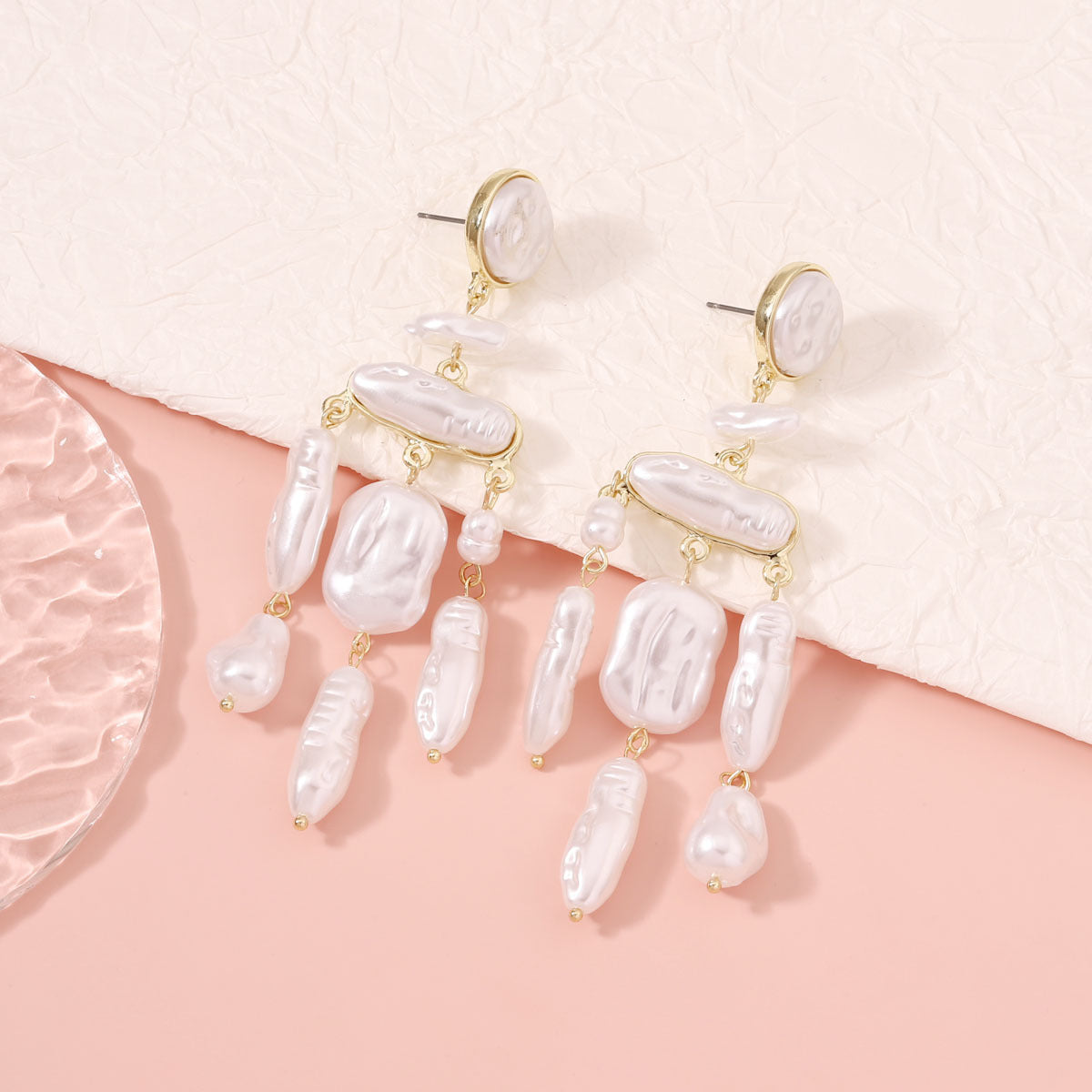 Romantic Pearl Earring for Special Moments