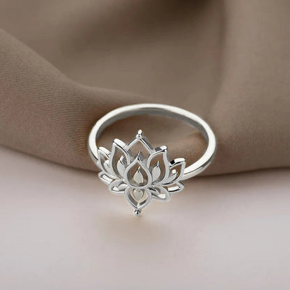 Stunning Ring for Daily Wear