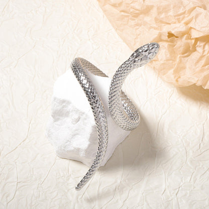Beautiful Bracelet with Unique Style