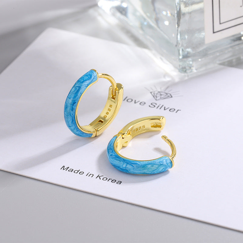 Classic Earring with Timeless Appeal