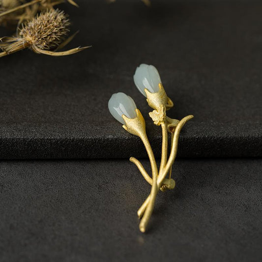 Classic Gold Piece with Timeless Appeal