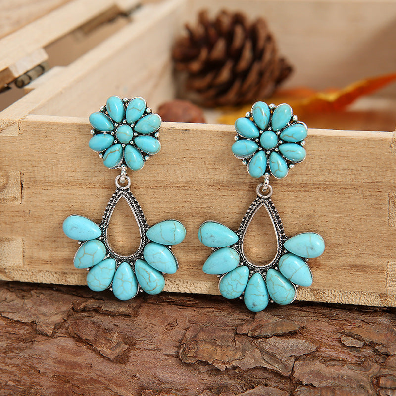 Charming Earring for Any Occasion