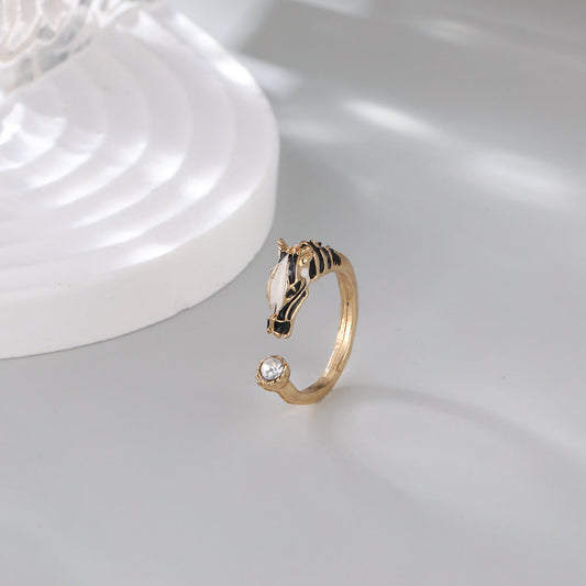 Stunning Gold Bracelet for Daily Wear