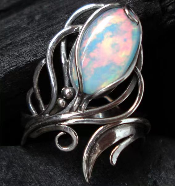 Beautiful Ring with Unique Style