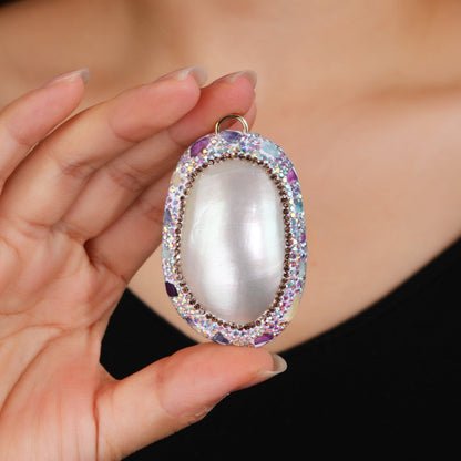 Delicate Artisan Gold Pendant