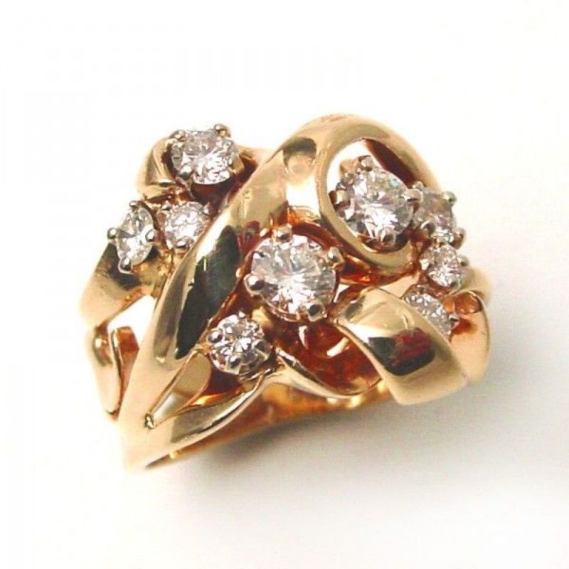 Beautiful Gold Ring with Unique Style