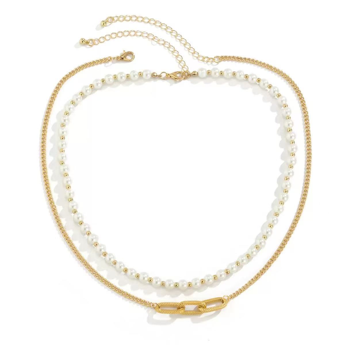 Romantic Pearl Necklace for Special Moments