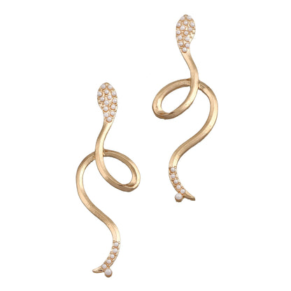 Romantic Pearl Earring for Special Moments