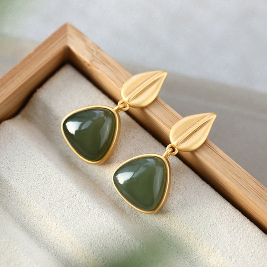 Elegant Gold Earring for Every Occasion