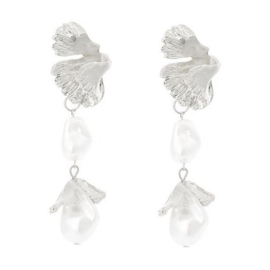 Charming Pearl Earring for Any Occasion
