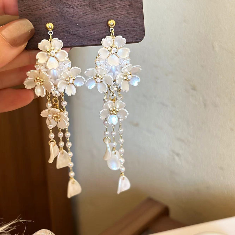 Stunning Pearl Earring for Daily Wear