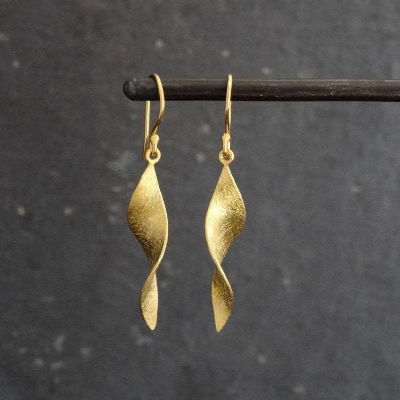Classic Earring with Timeless Appeal