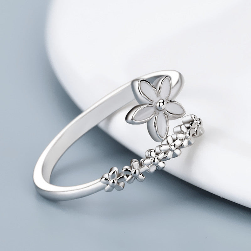 Beautiful Gold Ring with Unique Style