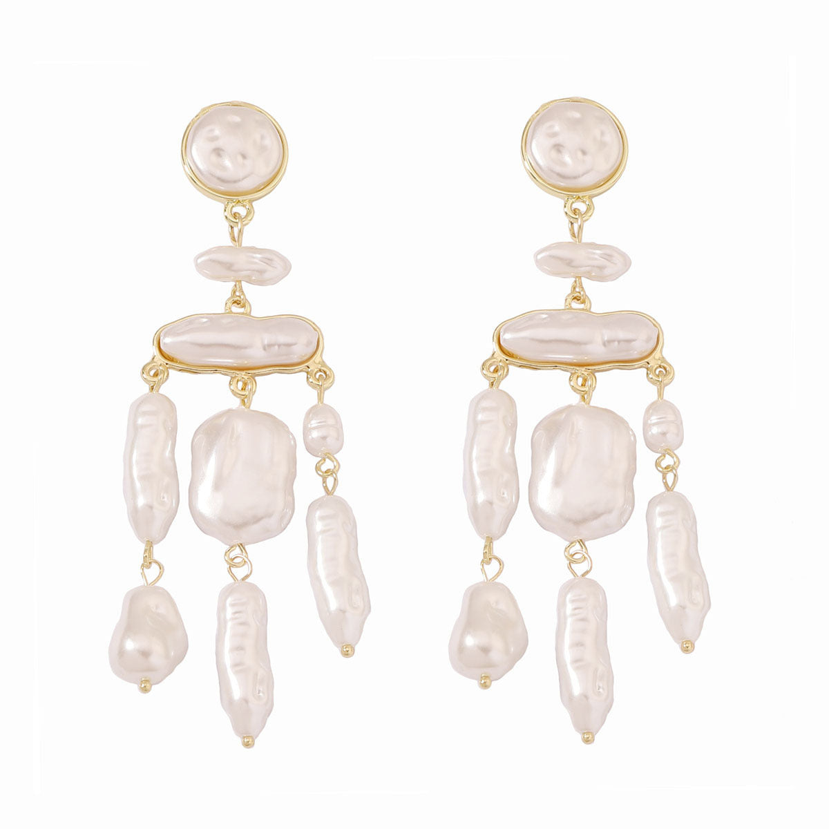 Romantic Pearl Earring for Special Moments