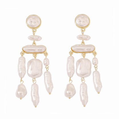 Romantic Pearl Earring for Special Moments