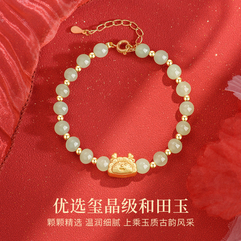 Charming Silver Bracelet for Any Occasion
