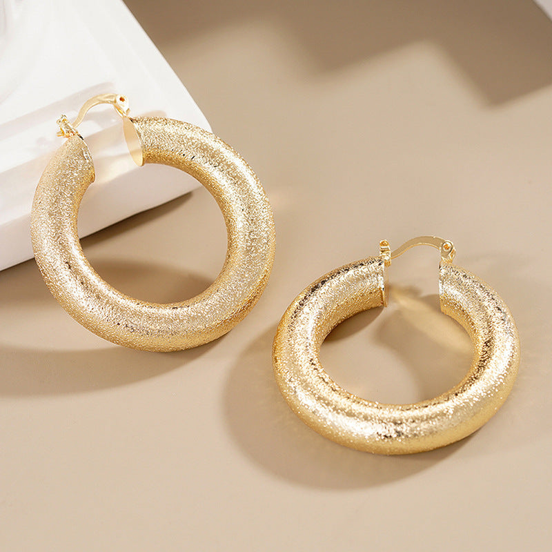 Charming Piece for Any Occasion