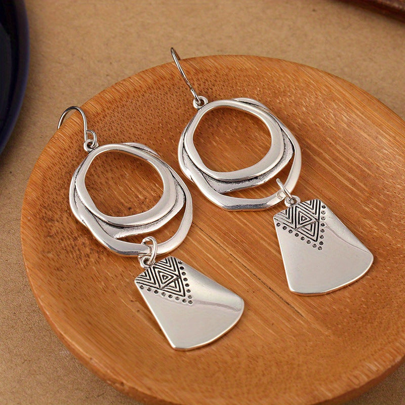 Charming Earring for Any Occasion