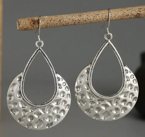 Elegant Earring for Every Occasion