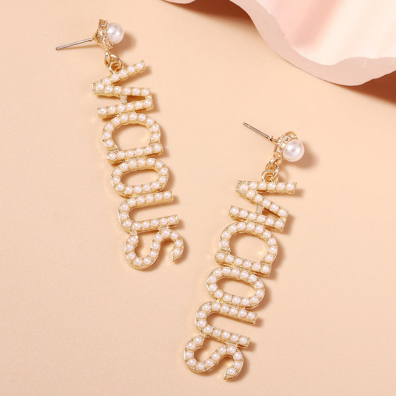 Classic Pearl Earring with Timeless Appeal