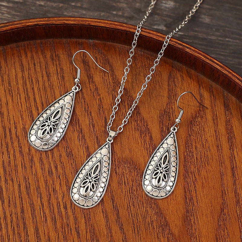 Beautiful Necklace with Unique Style