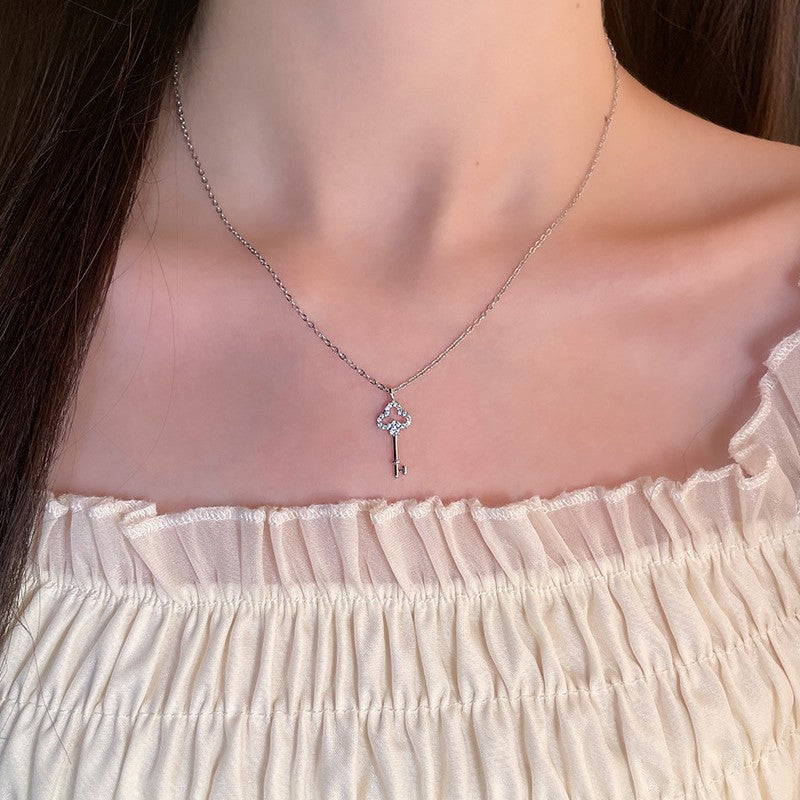 Beautiful Necklace with Unique Style