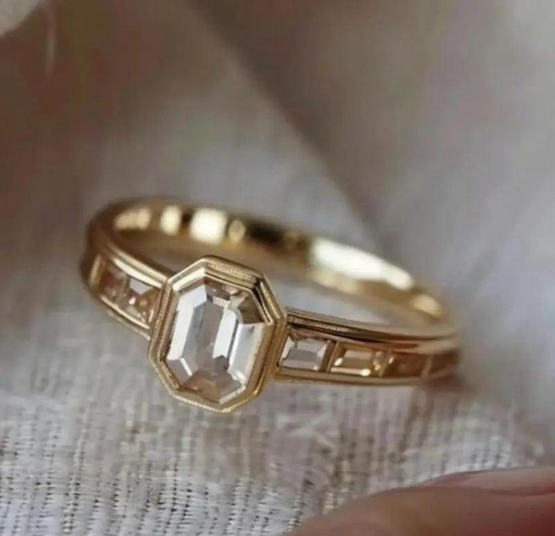 Stunning Gold Set for Daily Wear