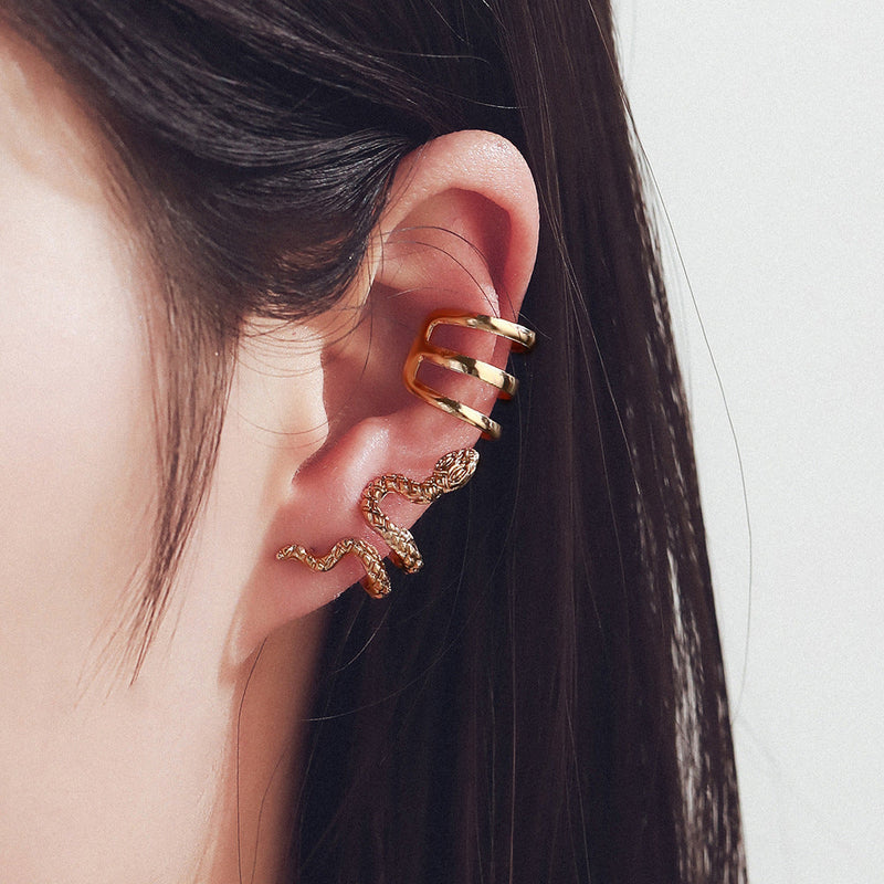 Beautiful Gold Earring with Unique Style