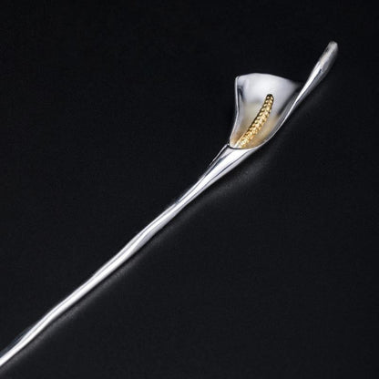 Delicate Artisan Gold Piece