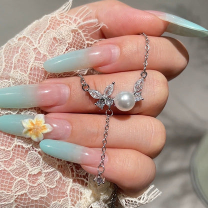 Charming Piece for Any Occasion